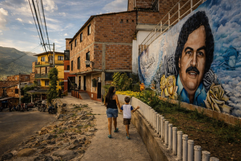 medellin-pablo-escobar-neighborhood-tour