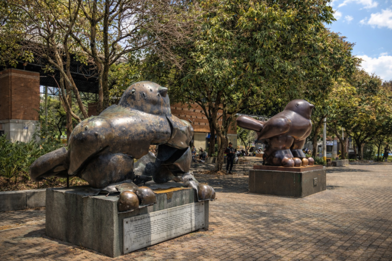 pablo-escobar-real-history-sanantonio-medellin