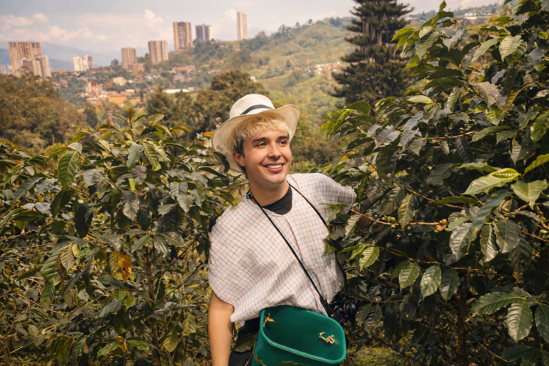 medellin-coffee-plantation-experience