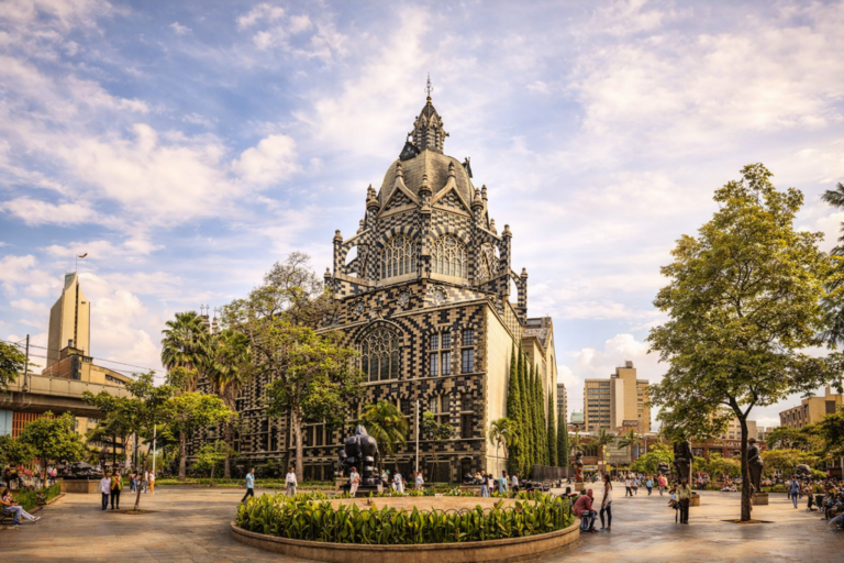 medellin-urban-history-tour