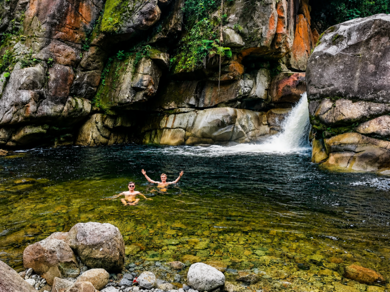 nature-medellin-waterfalls-jungles-jardin