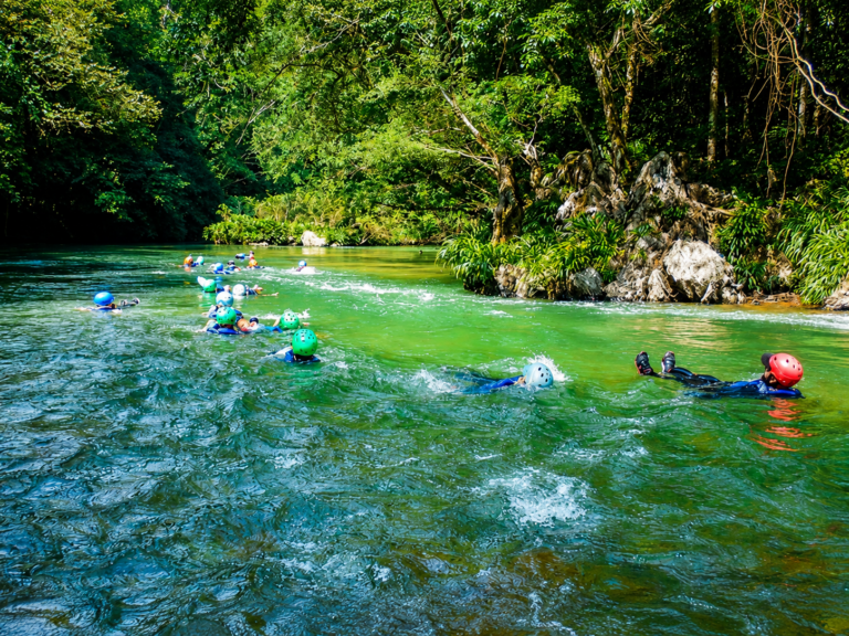 rioclaro-rafting-river-medellin-tour-nature